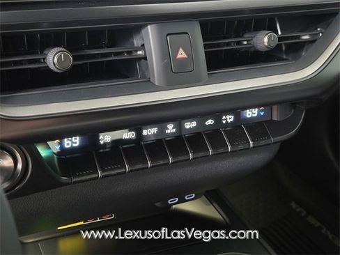 New 2026 Lexus UX 300h FWD image 20