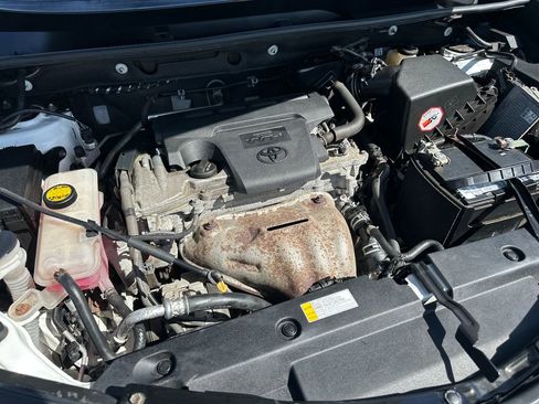 Used 2016 Toyota RAV4 LE image 21