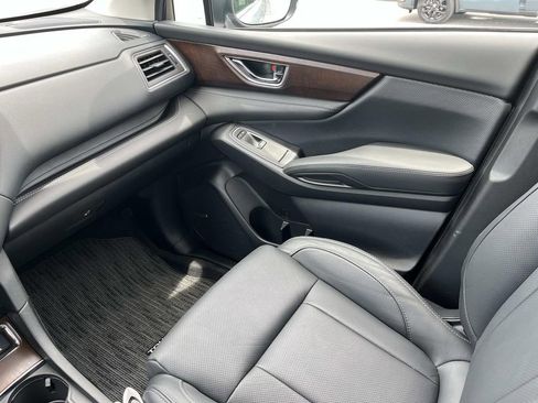 Certified 2025 Subaru Ascent Touring AWD/4WD image 13