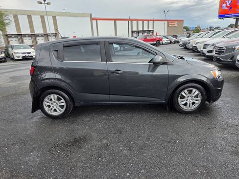 Used 2015 Chevrolet Sonic LT FWD image 4