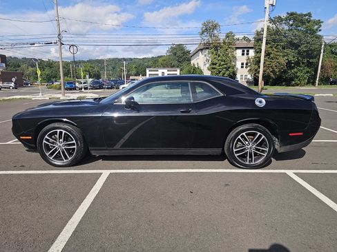 Used 2019 Dodge Challenger SXT w/ Driver Convenience Group AWD/4WD image 1