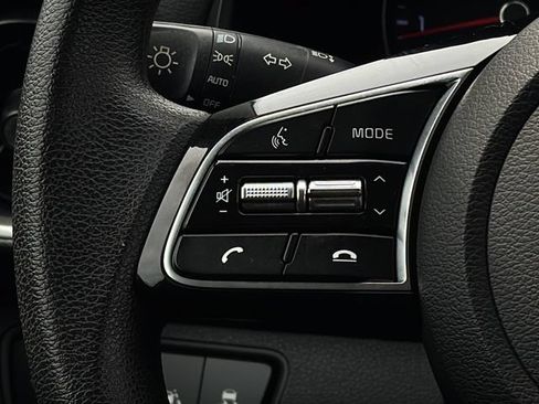 Used 2019 Kia Forte LXS FWD image 18