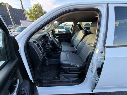 Used 2019 RAM 2500 Tradesman w/ Safety Group AWD/4WD image 30