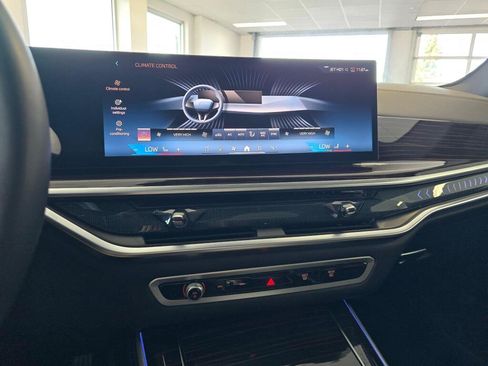 Used 2026 BMW X5 xDrive40i AWD/4WD image 26