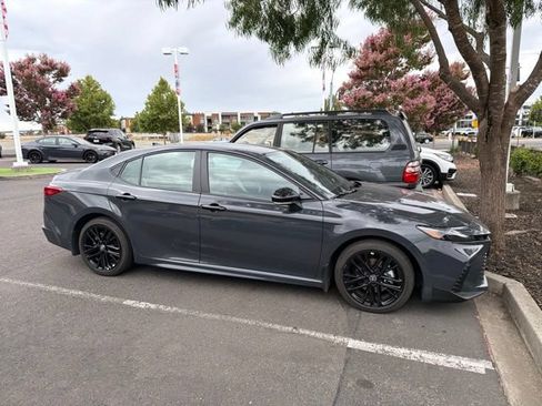 Certified 2025 Toyota Camry SE FWD image 2