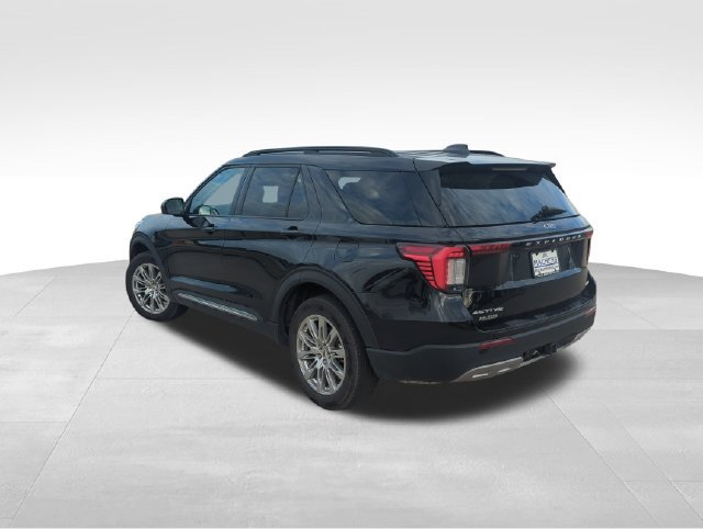 Used 2025 Ford Explorer Active w/ Active Comfort Package AWD/4WD image 4