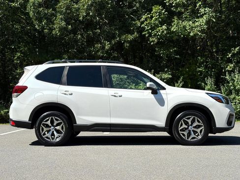 Used 2019 Subaru Forester Premium image 50