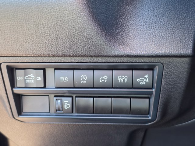 Used 2025 Toyota Tundra SR5 w/ SR5 Convenience Package AWD/4WD image 34