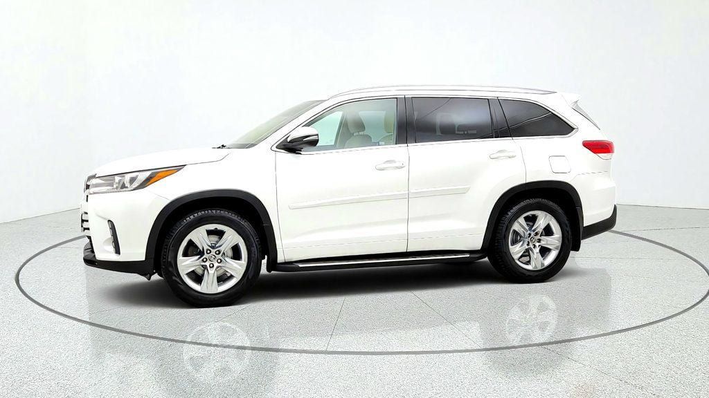 Used 2019 Toyota Highlander Limited AWD/4WD image 8