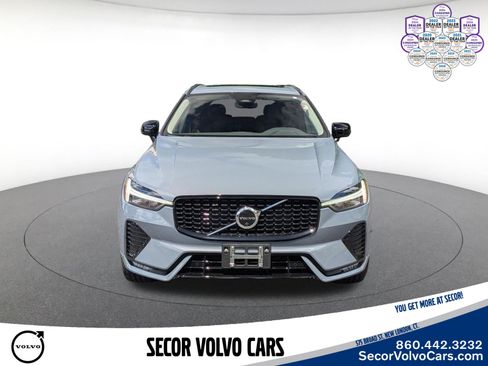 Certified 2024 Volvo XC60 B5 Plus w/ Protection Package Premier AWD/4WD image 2