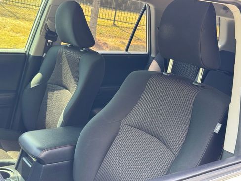 Used 2020 Toyota 4Runner TRD Off-Road image 19