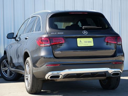 Used 2022 Mercedes-Benz GLC 300 image 5