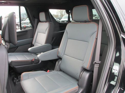 Certified 2025 GMC Yukon AT4 w/ AT4 Premium Plus Package image 23