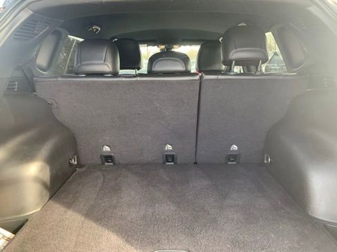 Used 2024 Jeep Compass Latitude image 25