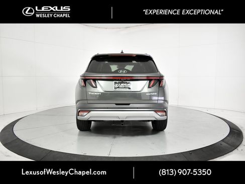Used 2025 Hyundai Tucson Limited w/ Tow & Go Package image 7