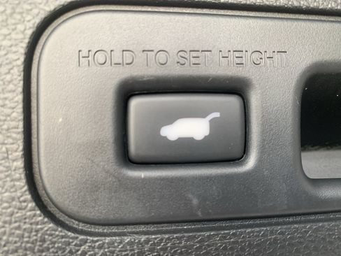 Used 2024 Honda Odyssey Elite image 8