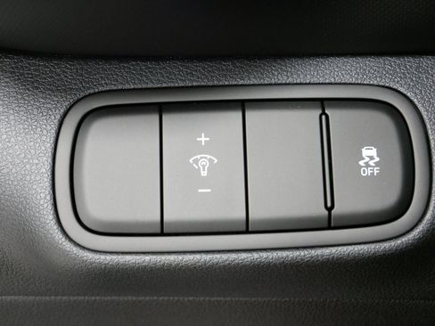New 2026 Hyundai Venue SEL image 16