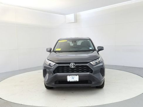 Used 2024 Toyota RAV4 LE AWD/4WD image 7