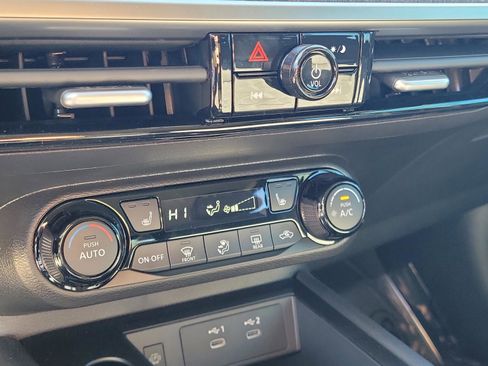 New 2026 Nissan Kicks SV image 26