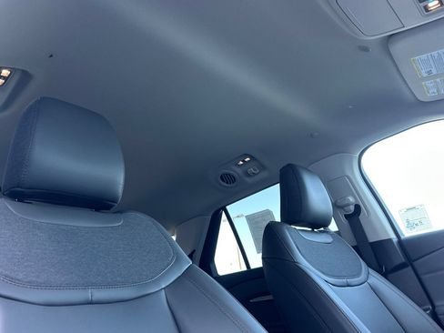 New 2026 Ford Explorer Active w/ Active Comfort Package AWD/4WD image 18