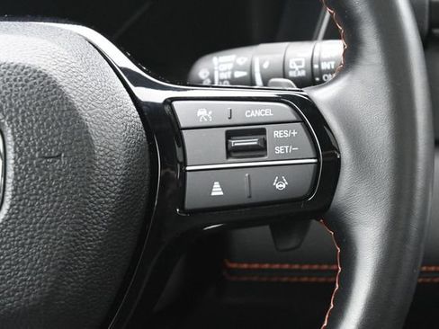 Used 2025 Honda Pilot TrailSport image 20