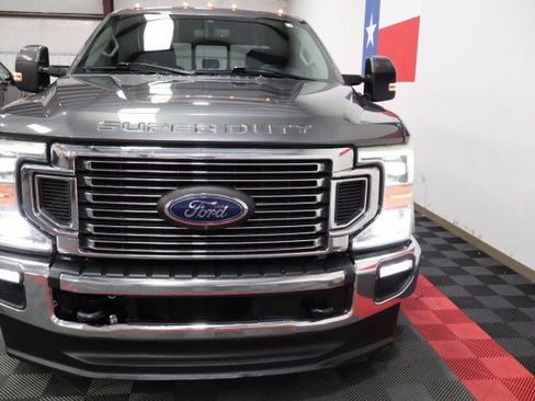 Used 2020 Ford F350 Lariat w/ Lariat Ultimate Package AWD/4WD image 27