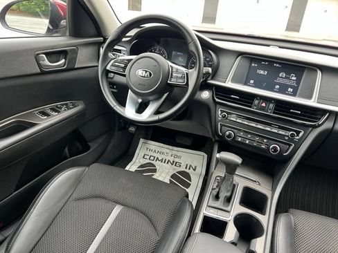 Used 2020 Kia Optima S FWD image 29