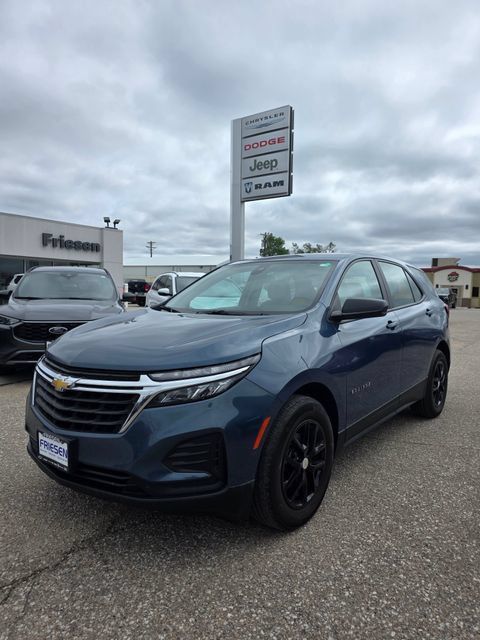 Used 2024 Chevrolet Equinox LS FWD image 1