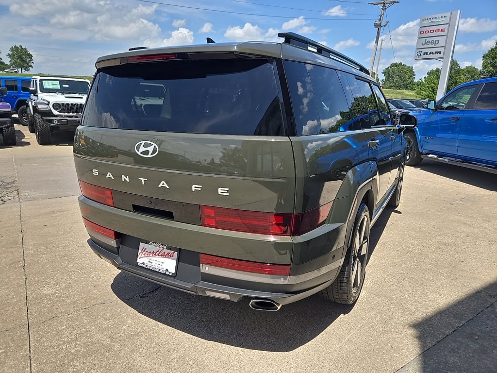 Used 2024 Hyundai Santa Fe Limited FWD image 12