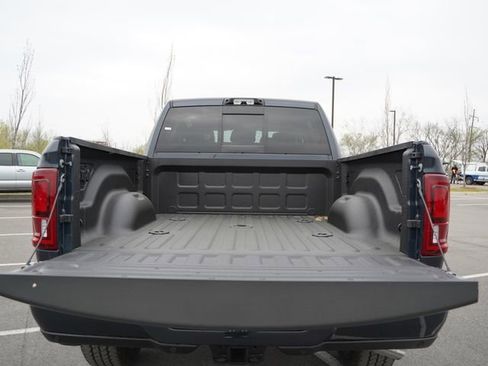 New 2026 RAM 2500 Limited AWD/4WD image 16