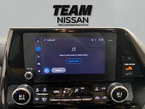 Used 2023 Toyota Highlander L FWD image 20