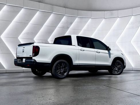 Used 2019 Honda Ridgeline Sport image 8
