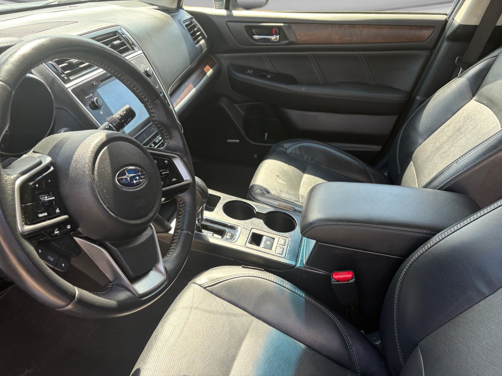 Used 2019 Subaru Outback 3.6R Limited AWD/4WD image 21