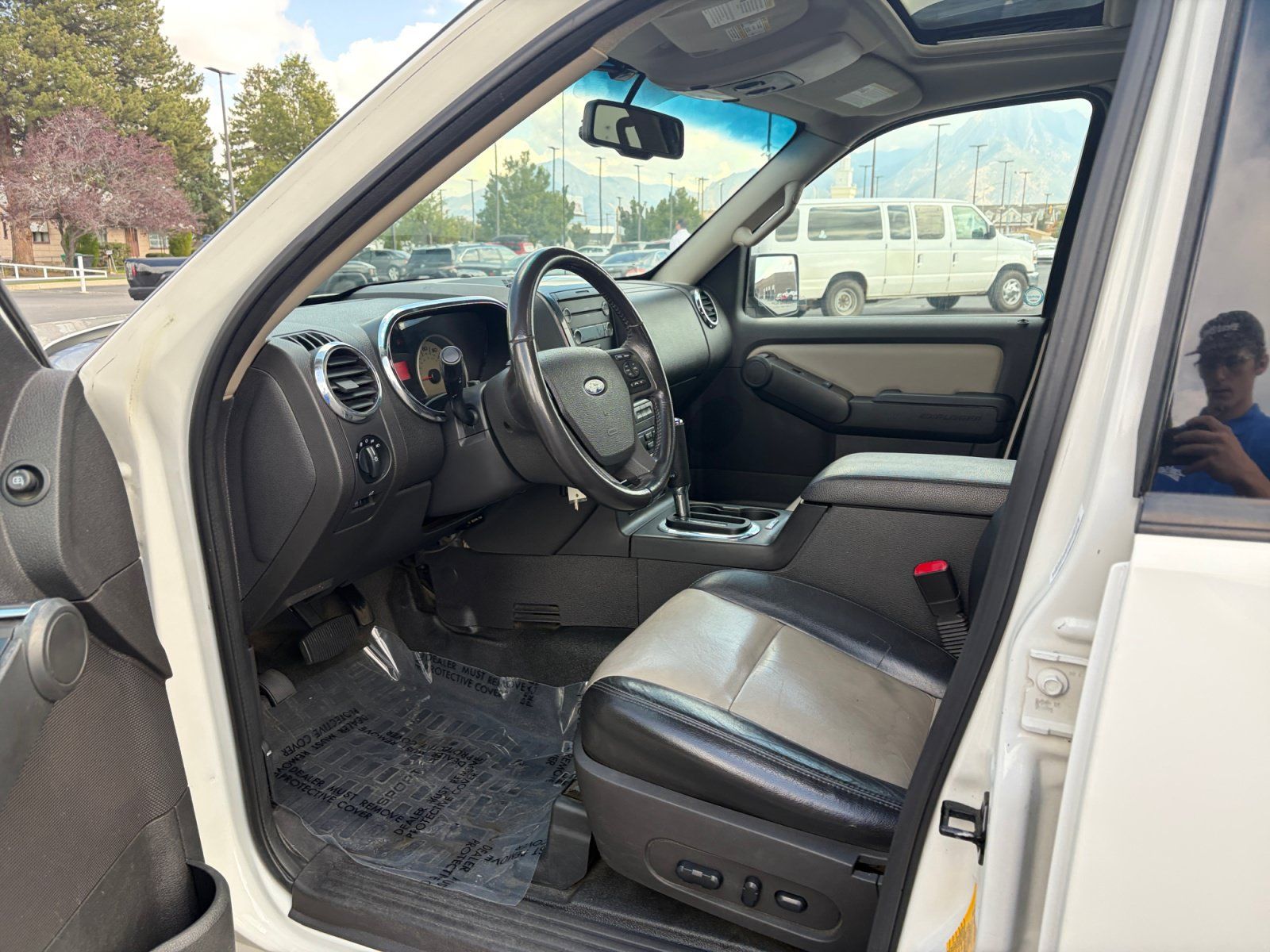 Used 2008 Ford Explorer Sport Trac Limited AWD/4WD image 10