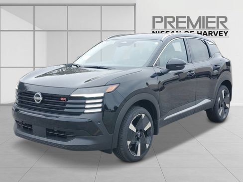 Used 2026 Nissan Kicks SR FWD image 1