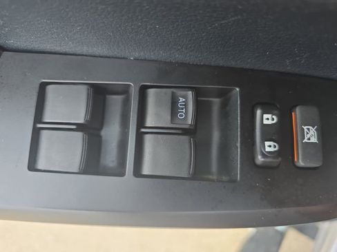 Used 2018 Toyota Tundra Limited image 26