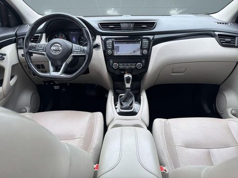 Used 2018 Nissan Rogue Sport SL w/ SL Premium Package image 17