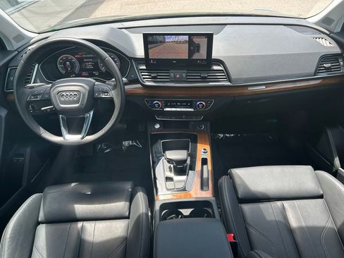 Used 2024 Audi Q5 e Premium Plus w/ Premium Plus Package image 50