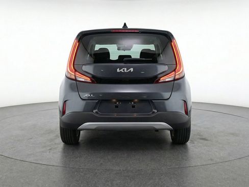 Used 2025 Kia Soul LX w/ LX Technology Package image 7