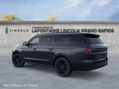 New 2026 Lincoln Navigator L Reserve w/ Jet Appearance Package image 4