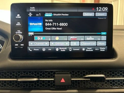 Used 2025 Honda HR-V EX-L image 32