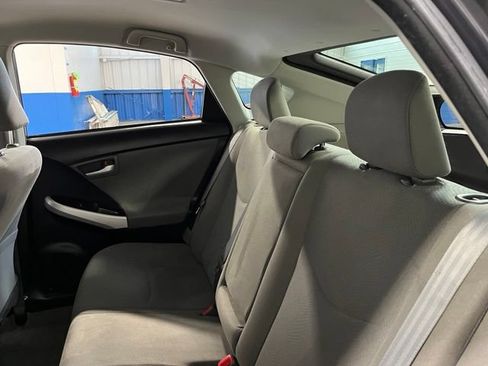 Used 2015 Toyota Prius Three FWD image 18
