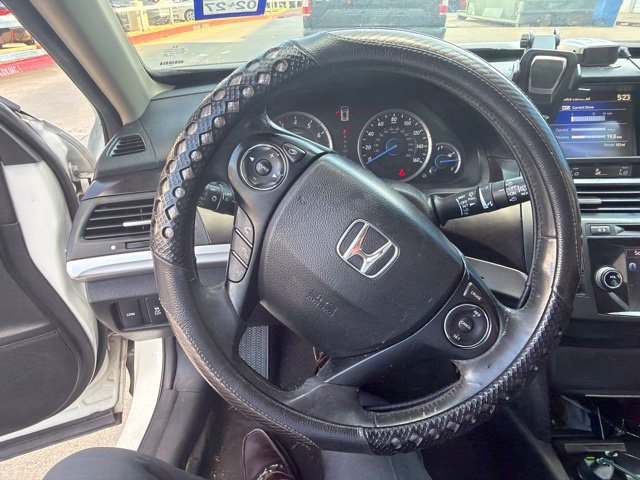 Used 2015 Honda Crosstour EX-L image 16