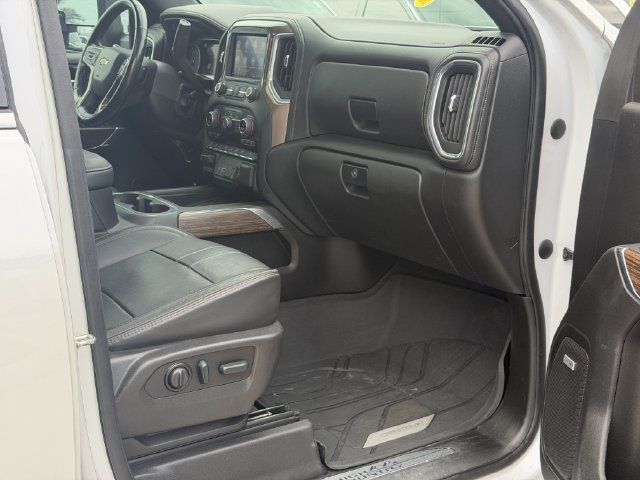 Used 2023 Chevrolet Silverado 3500 High Country w/ Snow Plow Prep/Camper Package AWD/4WD image 17
