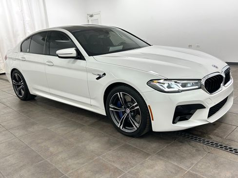 Used 2023 BMW M5 w/ Executive Package image 8