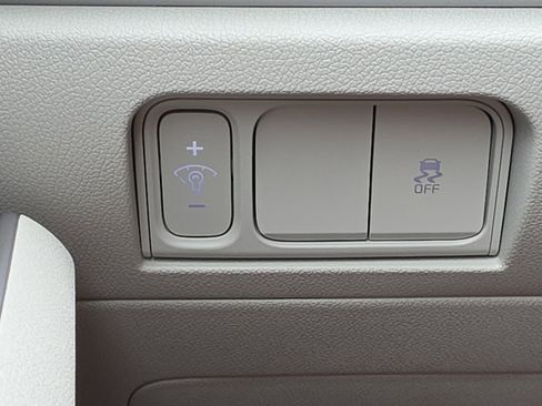 New 2026 Kia Sorento S FWD image 12