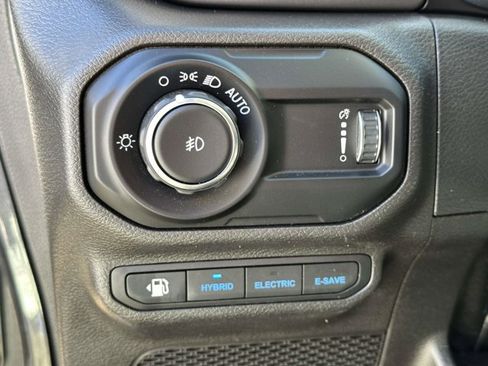 Used 2023 Jeep Wrangler Unlimited Rubicon 4xe w/ Steel Bumper Group AWD/4WD image 18