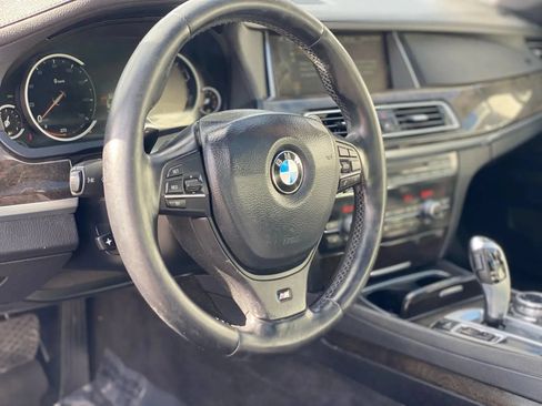 Used 2014 BMW 740Li RWD image 19