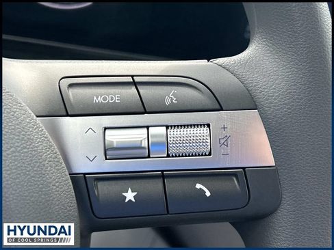 New 2027 Hyundai Kona SE FWD image 25