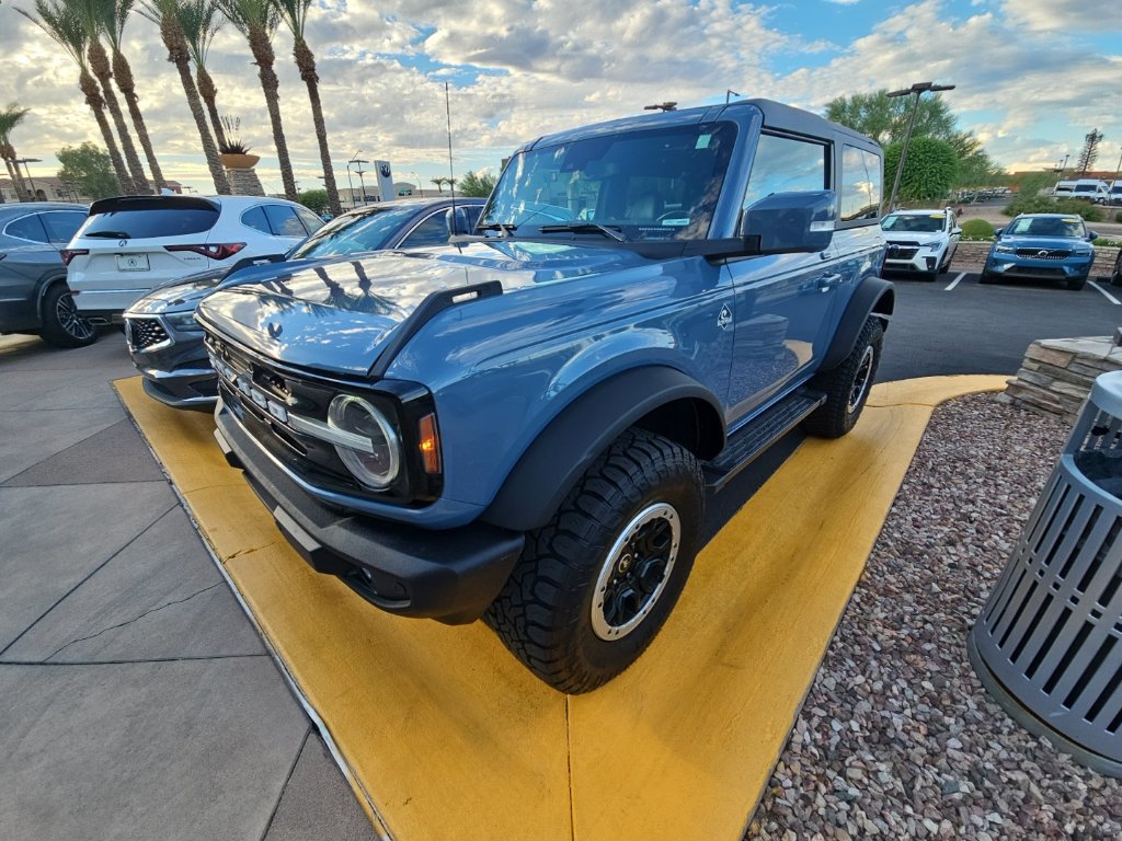 Used 2023 Ford Bronco Outer Banks w/ Sasquatch Package AWD/4WD image 1